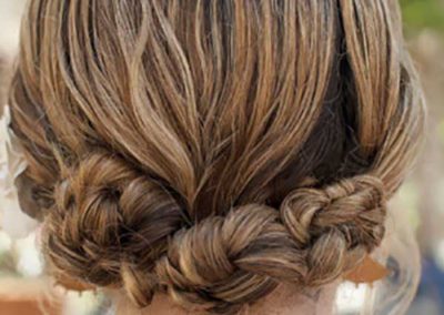 2-quick-updo-with-braided-knots-at-the-nape